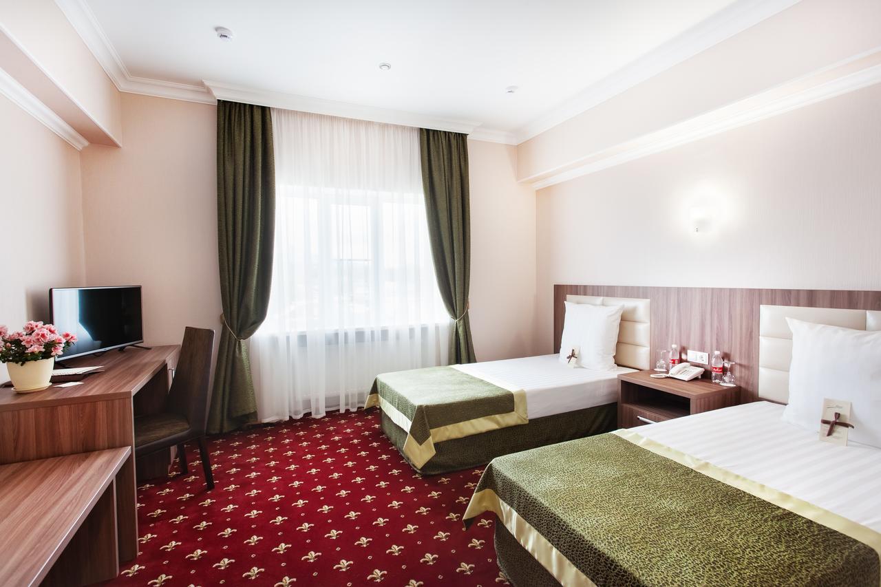 Mask Business Hotel Pyatigorsk Bagian luar foto