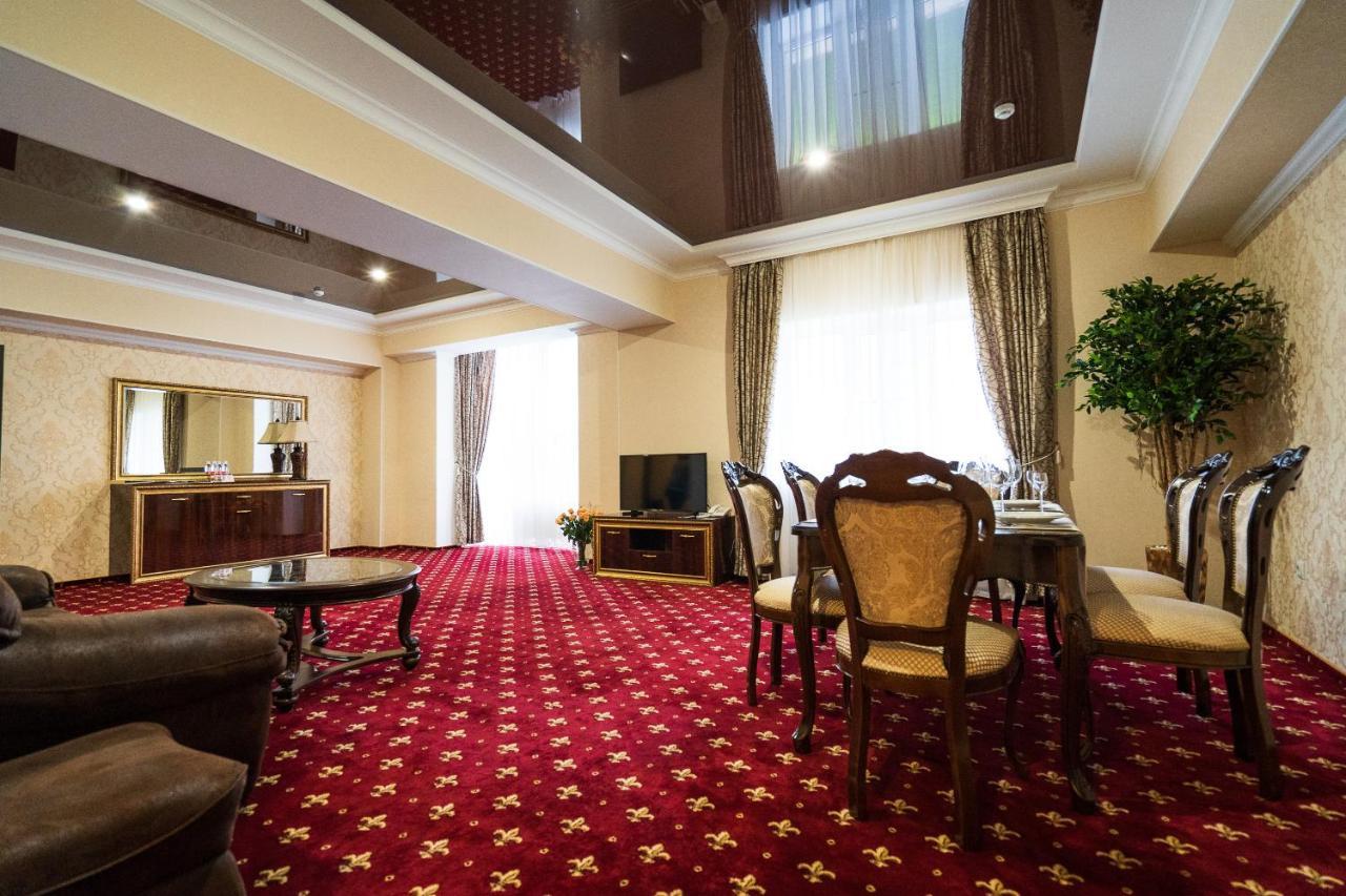 Mask Business Hotel Pyatigorsk Bagian luar foto